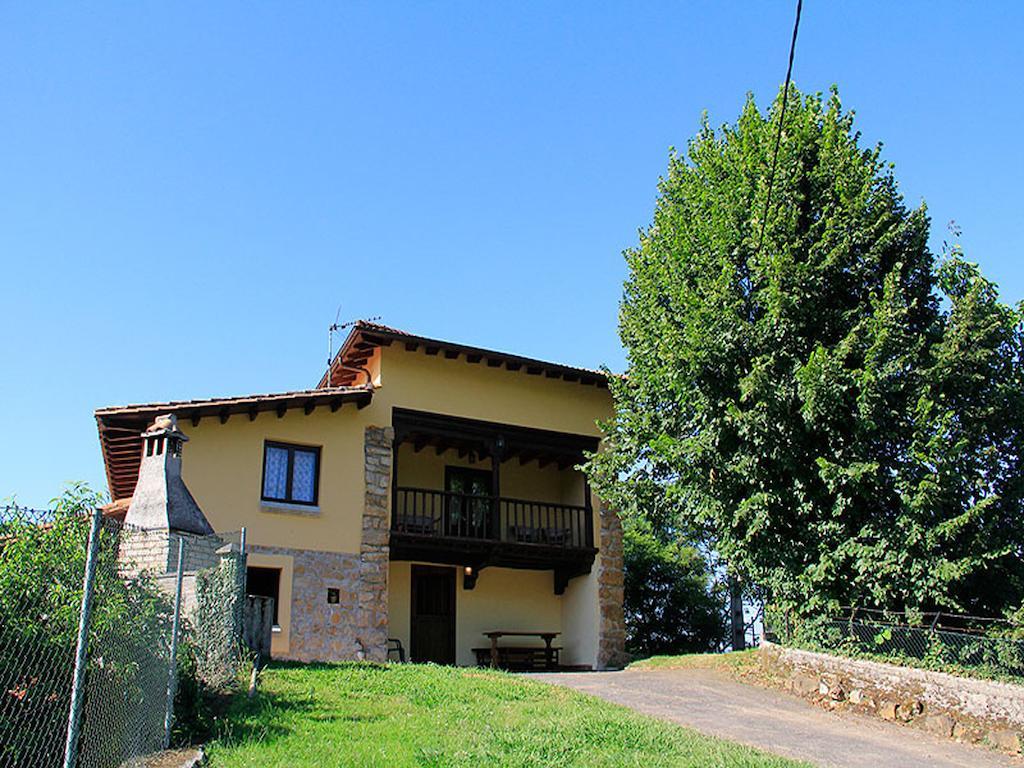 Llames de Parres Apartamentos La Corona מראה חיצוני תמונה