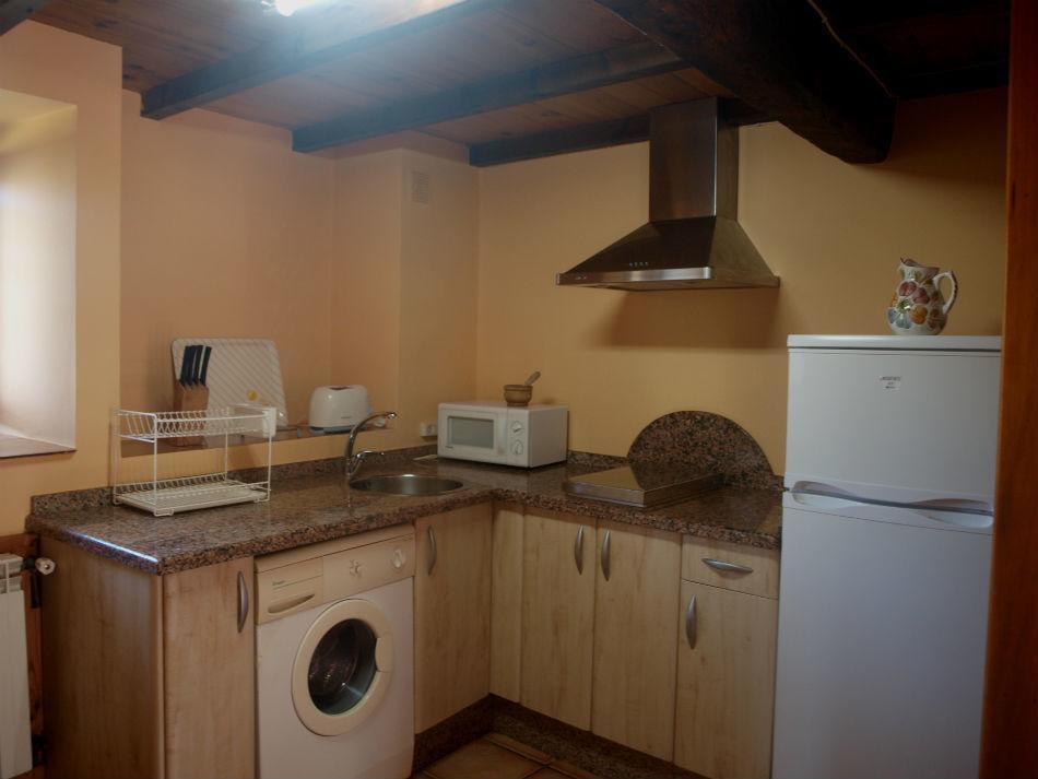 Llames de Parres Apartamentos La Corona מראה חיצוני תמונה